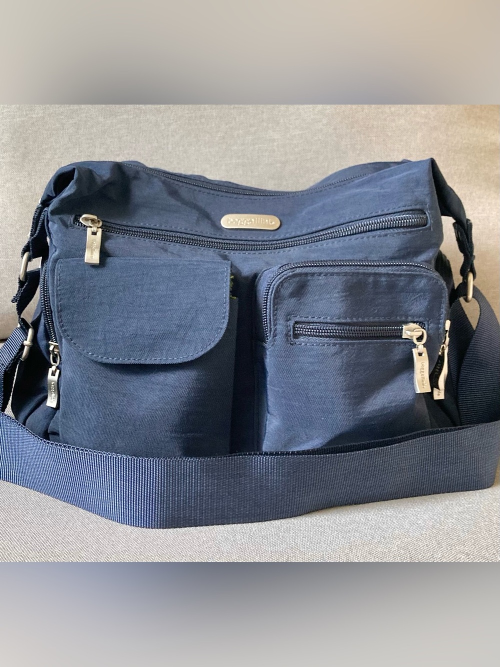 Baggallini Everywhere Bag Navy Blue Crossbody Travel Purse RFID Wallet Included